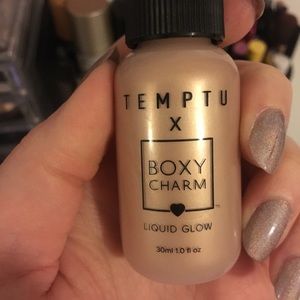 Temptu Liquid Glow